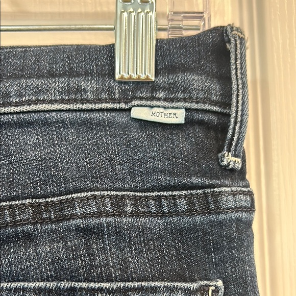 MOTHER jeans weekender fray size 28 - Picture 8 of 13